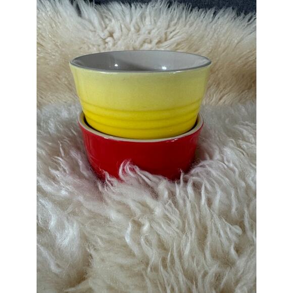 Le Creuset Ramekins Set of 2 - Picture 1 of 8